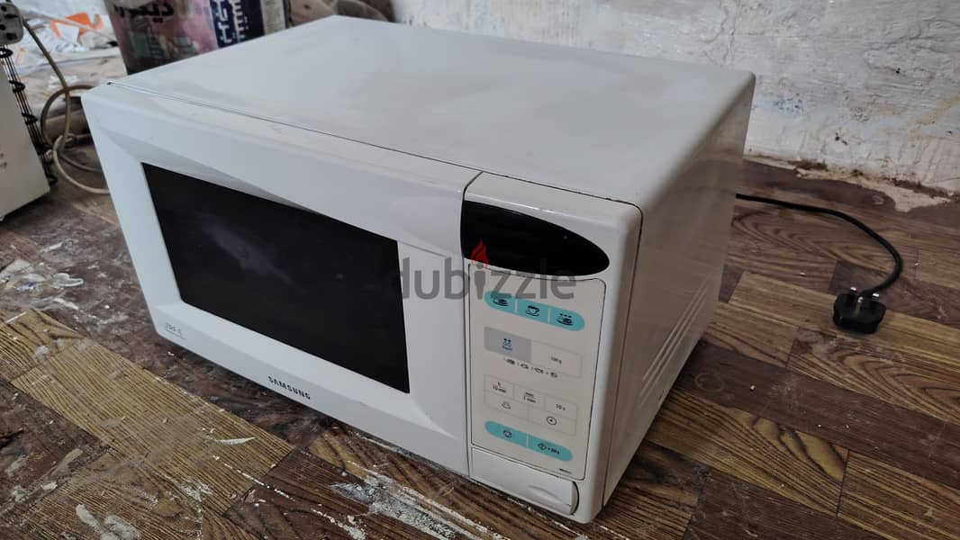 MICROWAVE OVEN 3