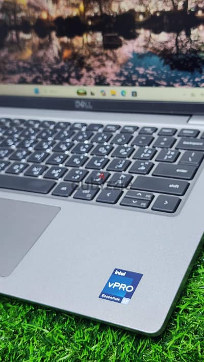 Dell 5440 i7 13th gen 16gb ram 256gb ssd