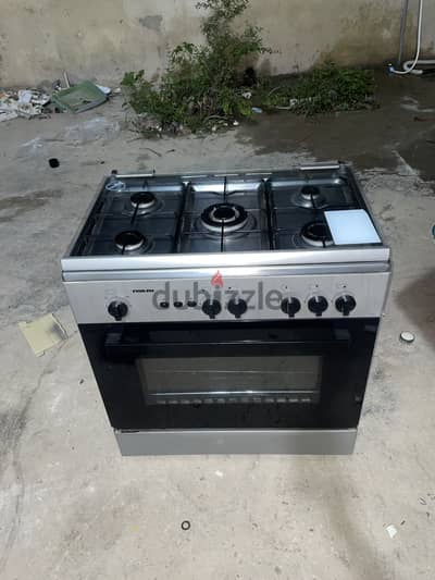 Cooking Range Five Burners