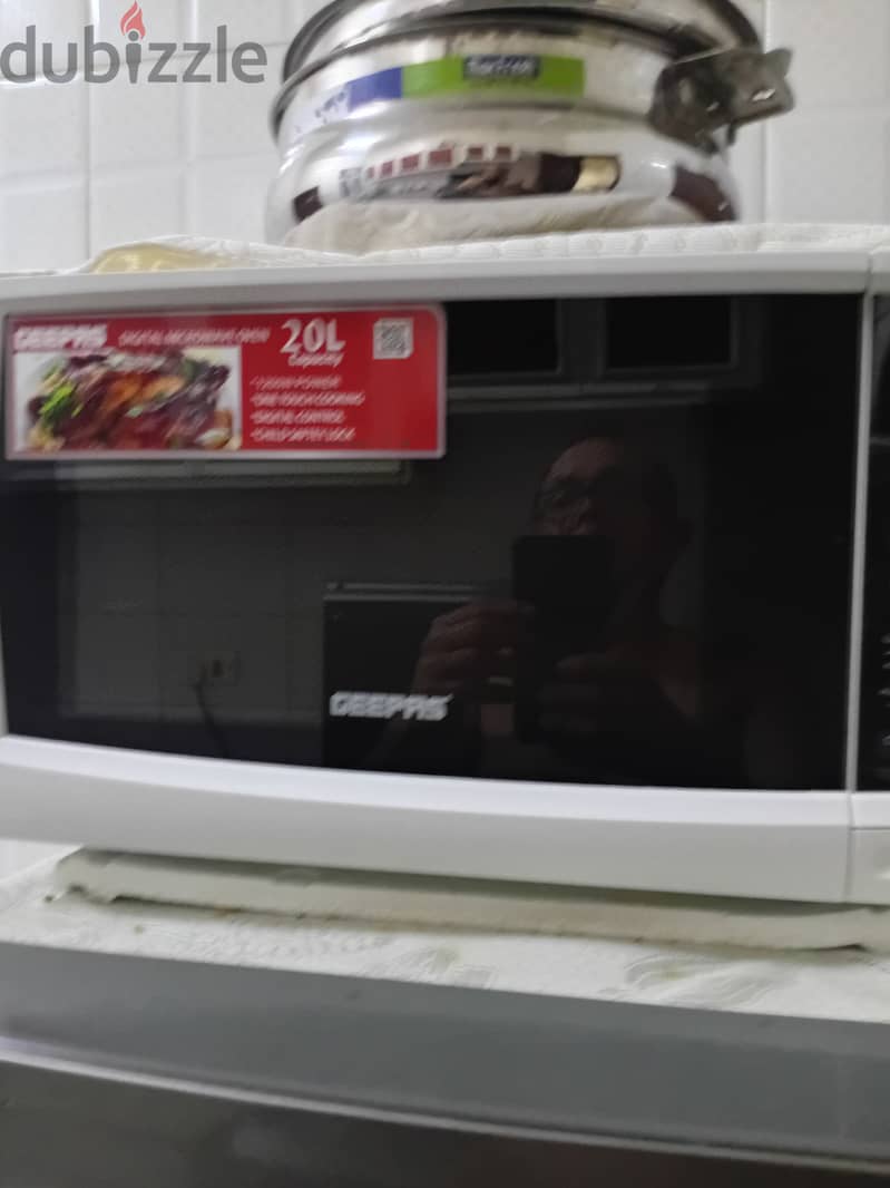 LG Refrigerator, Geepas microwave,semi automatic washing machine 3