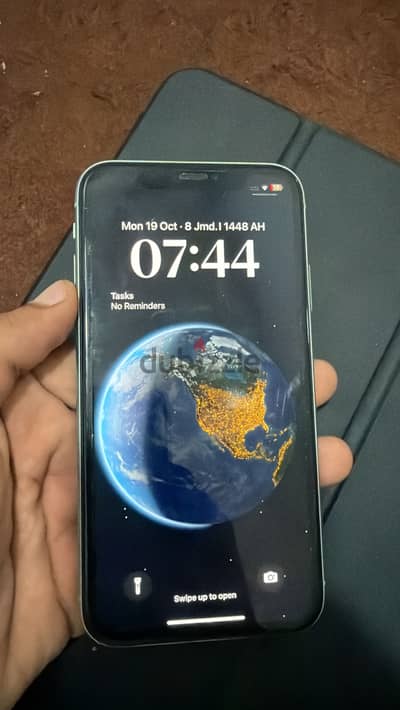 Apple - iPhone 11