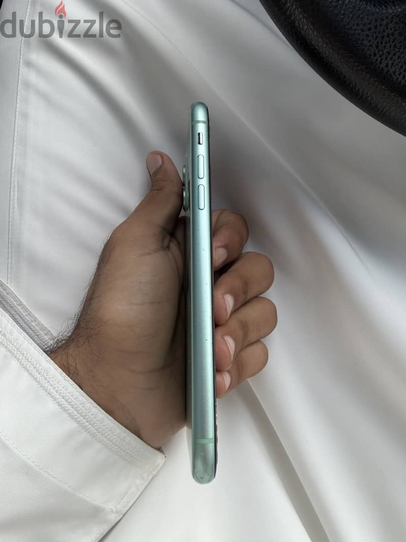 Apple - iPhone 11 4