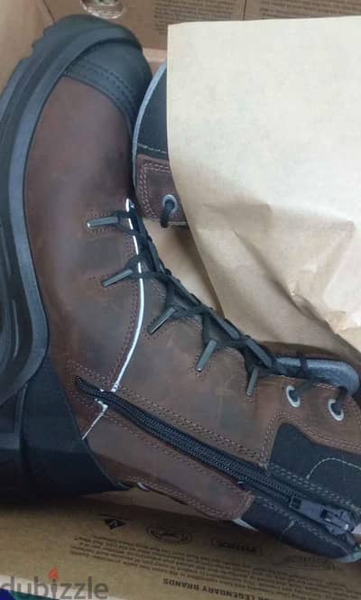 للبيع حذاء Red Wing أصلي