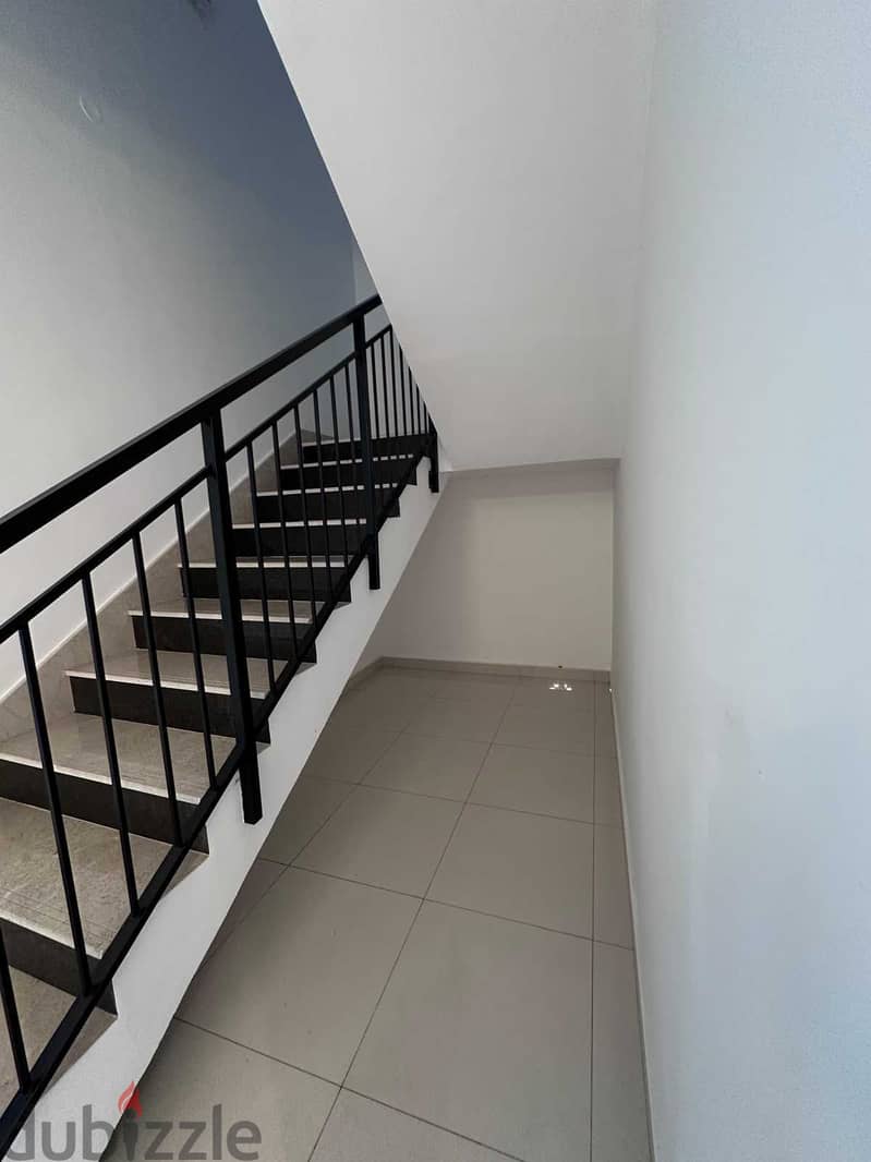 For Rent | Luxury Villa in Madinat Qaboos 13