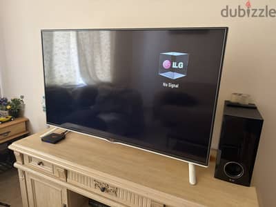 LG TV in good condition تلفزيون ال جي نظيف جدا