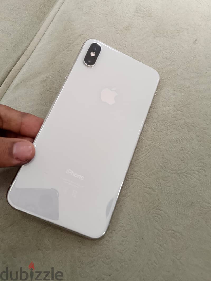 Apple - iPhone XS Max 1