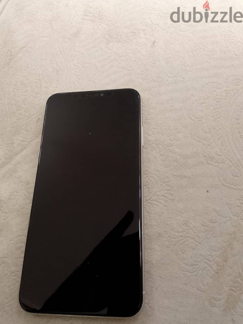 Apple - iPhone XS Max 2