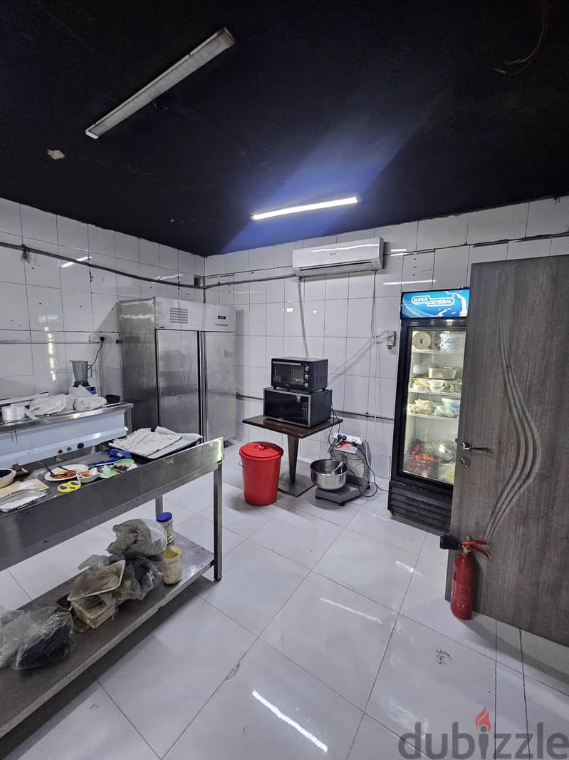 Shop for Rent Avalible on November 3