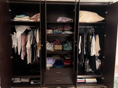 كبت 6 أبواب للبيع / 6-Door Wardrobe for Sale