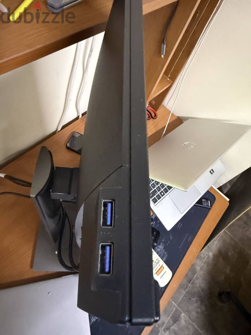 Dell 24 inch 360 rotation with sliding 2