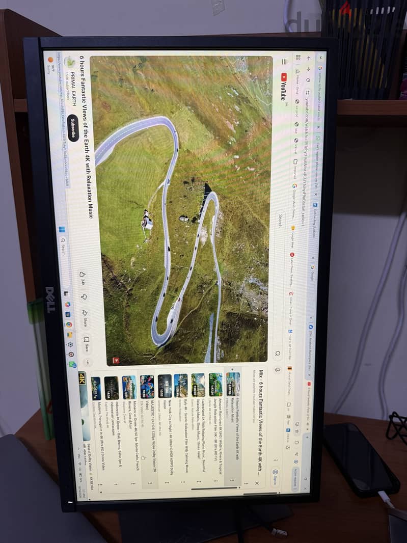 Dell 24 inch 360 rotation with sliding 3