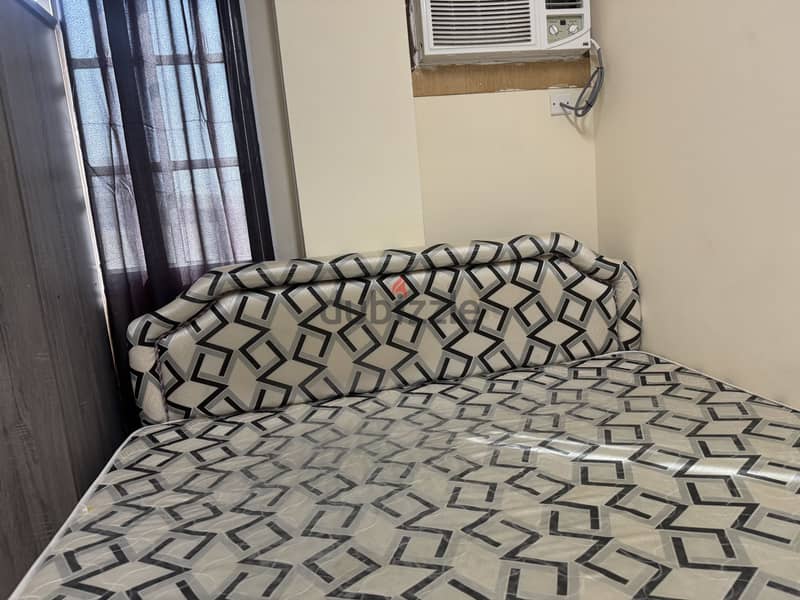King bed with coat 2