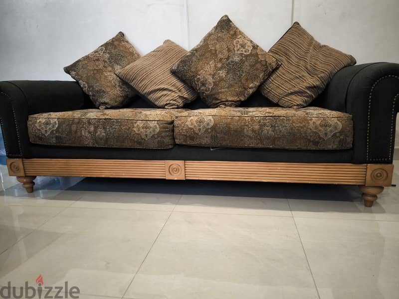Elegant 2-Piece Sofa Set (3-Seater + 2-Seater Loveseat) - good condition 1