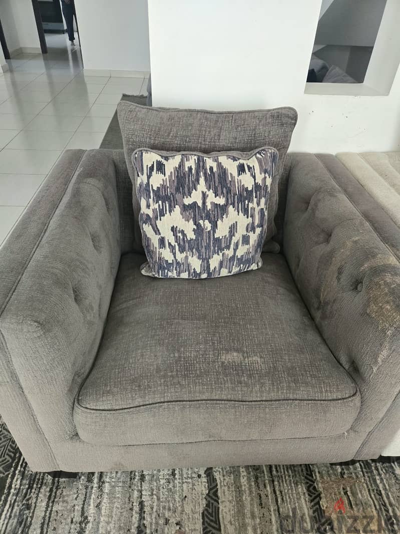 Sofa Set (2 years old) 4