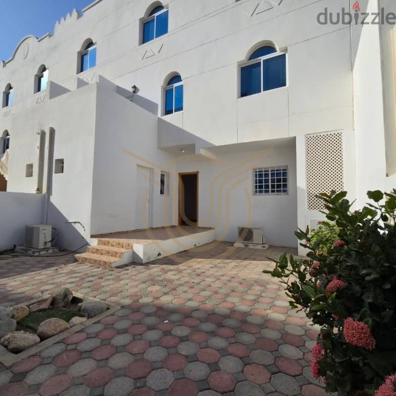 AZAIBA | BEAUTIFUL 5+1 BR VILLA AVAILABLE FOR RENT 7