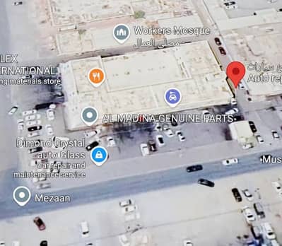 For Rent | Commercial Shop in Al Maabilah Industrial Area – Second Line