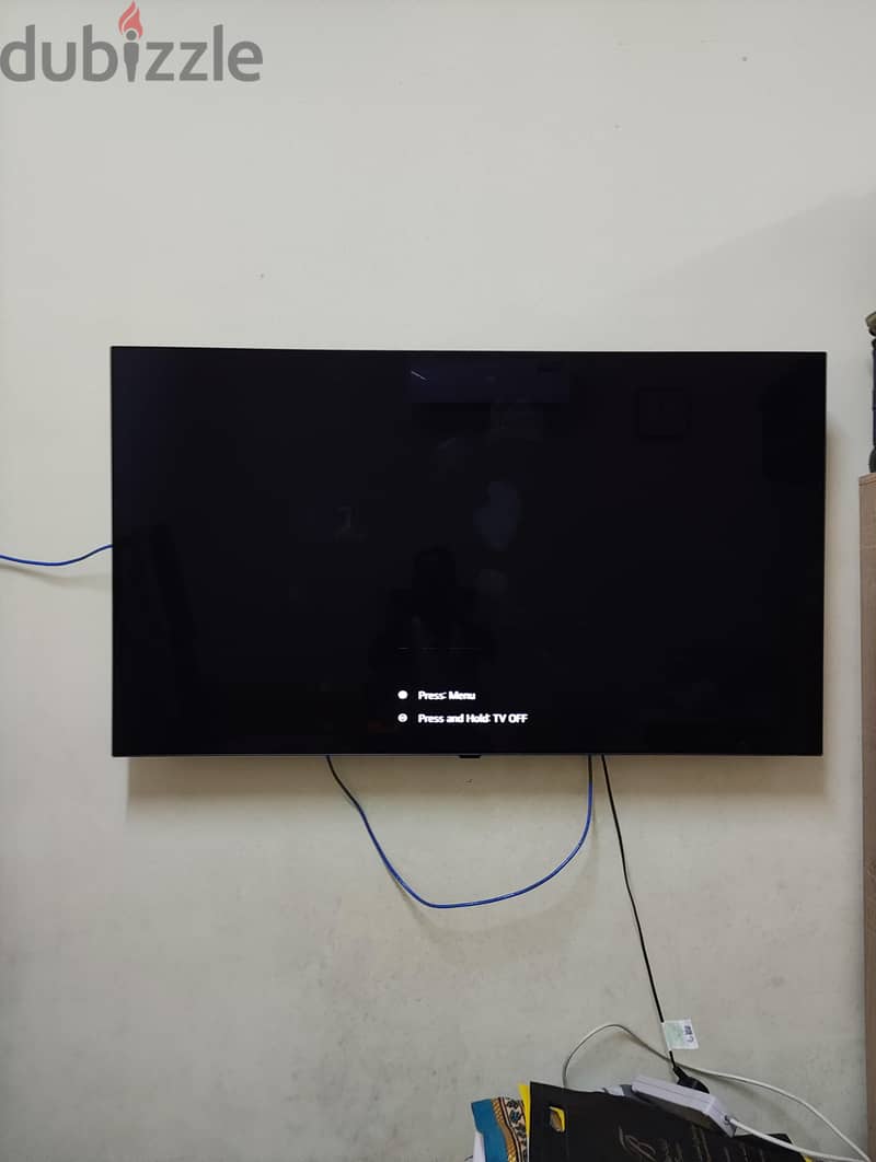 LG C1 55-inch OLED Smart TV it have Display problem 4