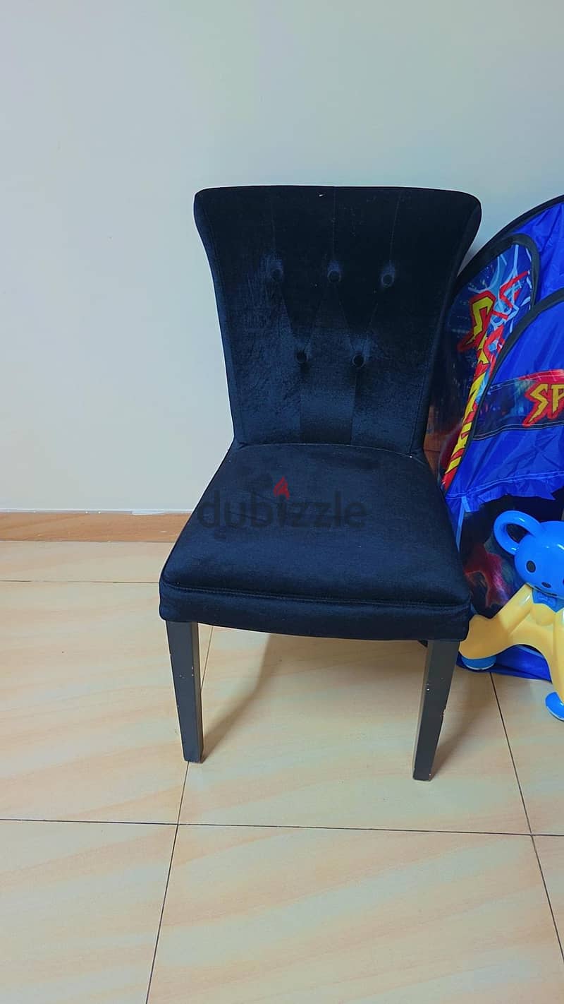 Sofa set 5 seater 4