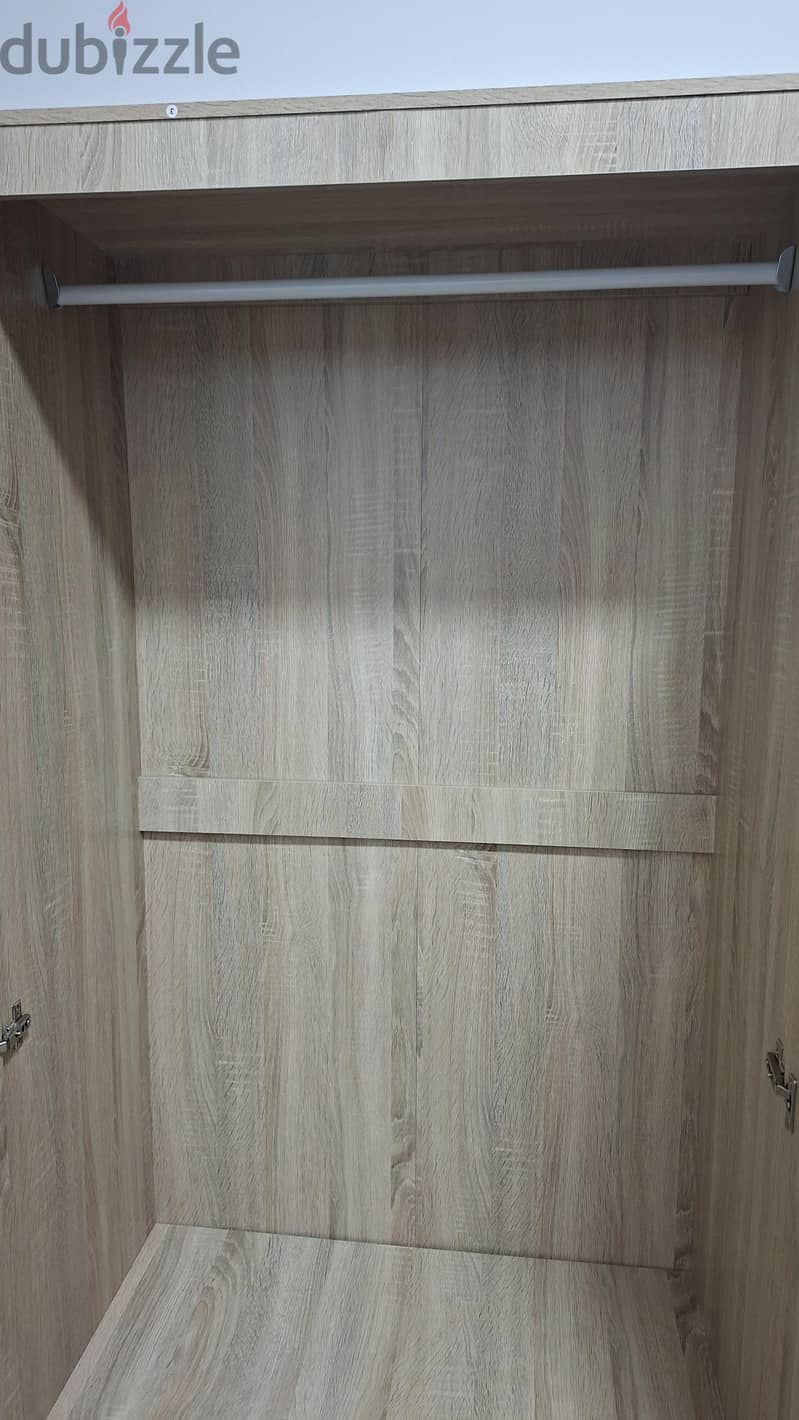 cupboard new very good condition 2