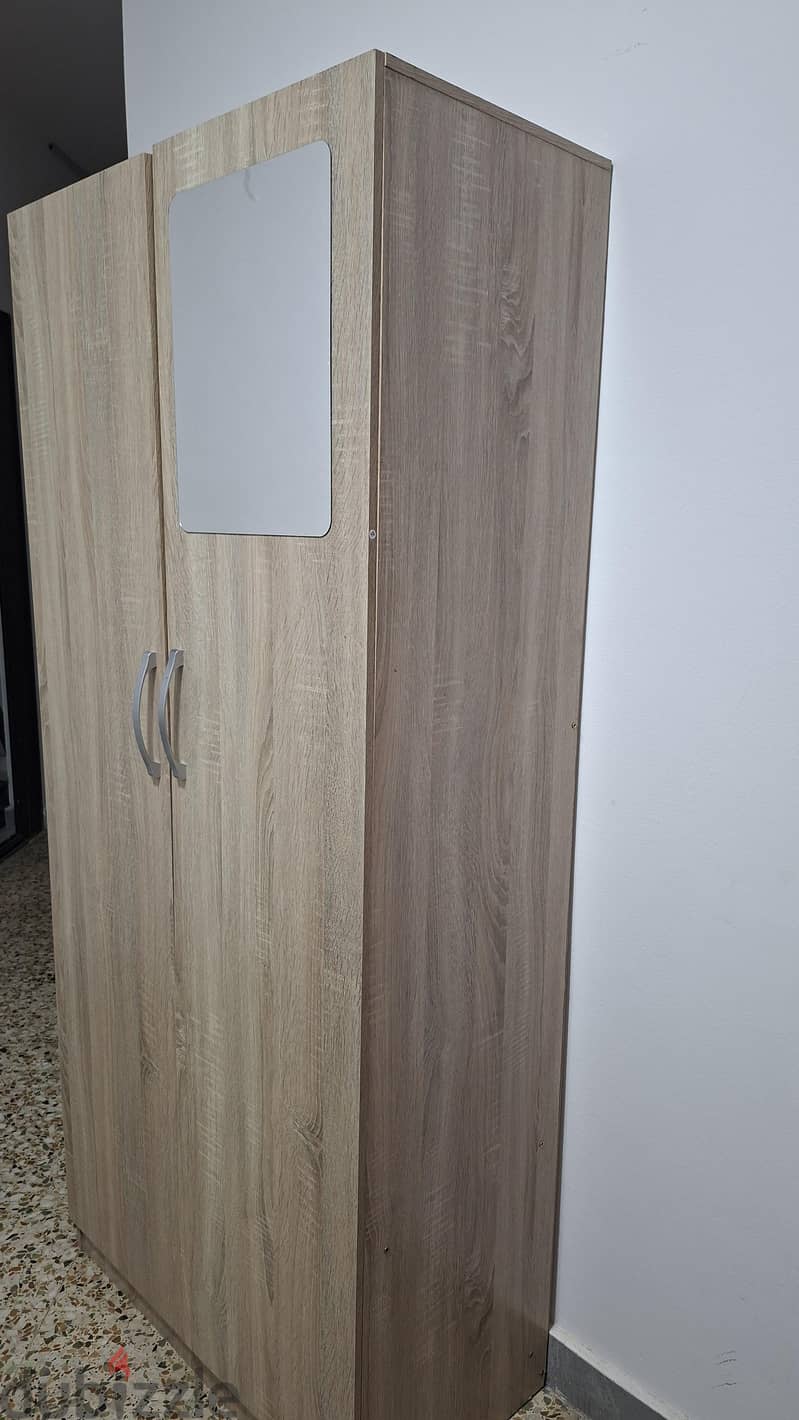 cupboard new very good condition 4