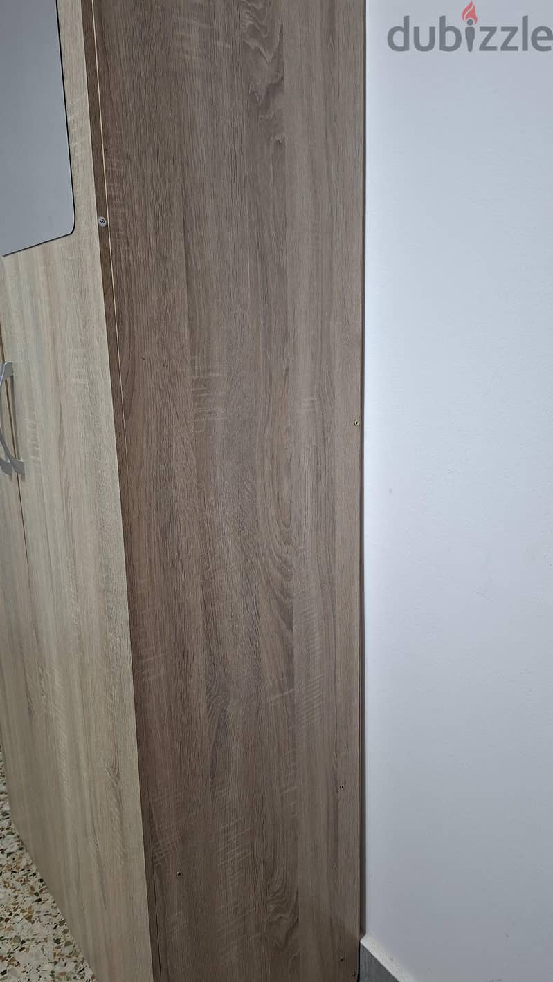 cupboard new very good condition 6