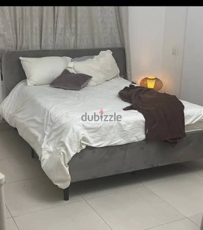 The bed  frame 160/200 size 40/OMR هيكل السرير