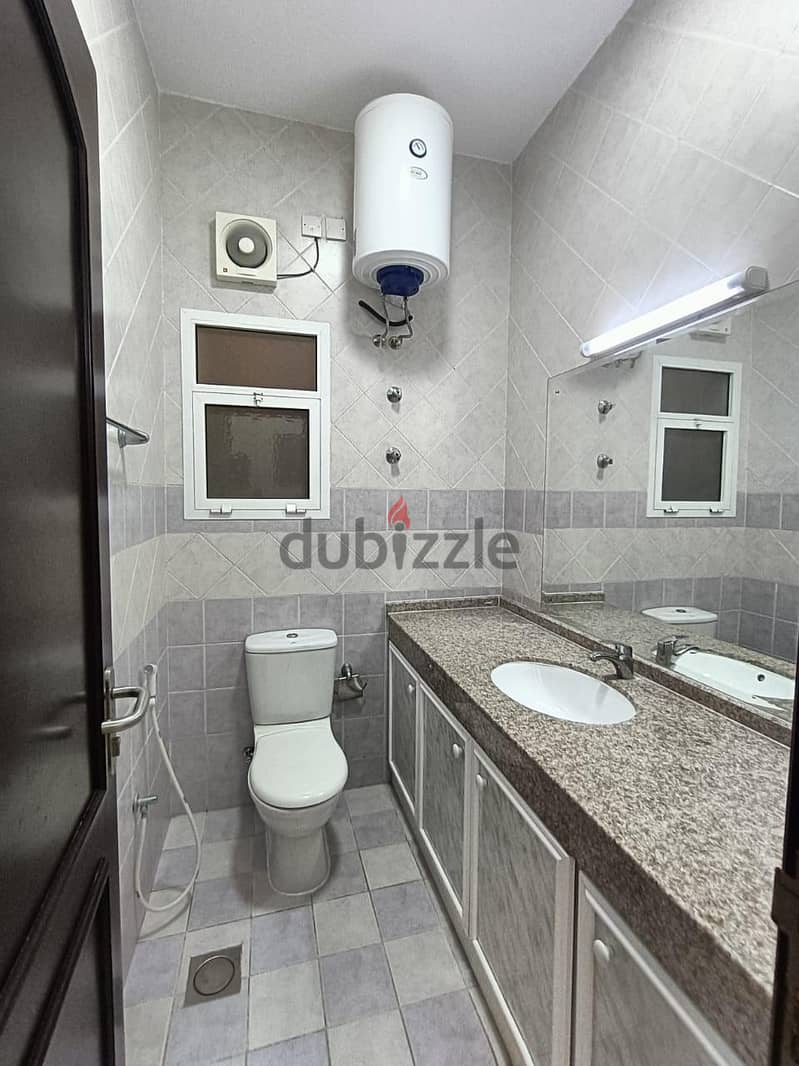 Aziba prime location villa 4+1 bedroom for rent 4