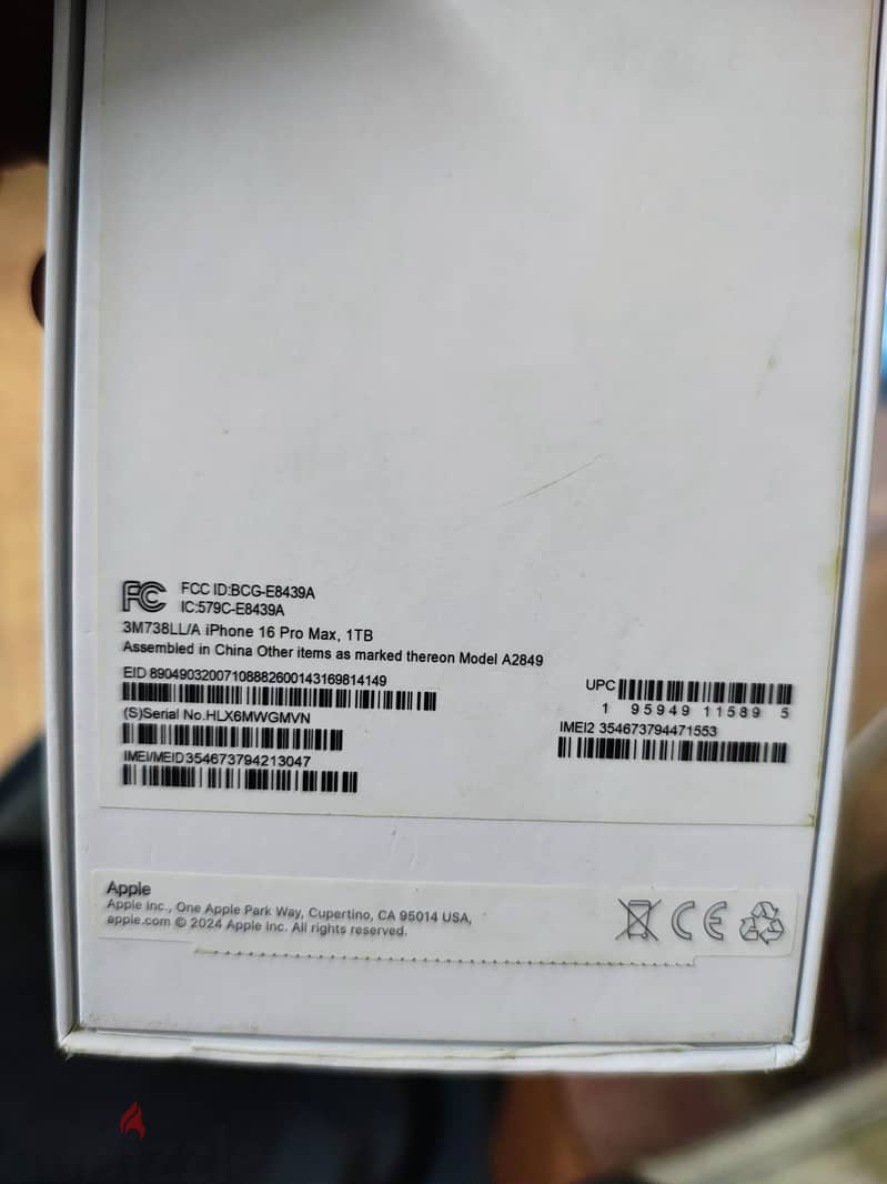 Apple - iPhone 16 Pro Max 3