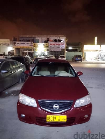 Nissan Sunny 2010