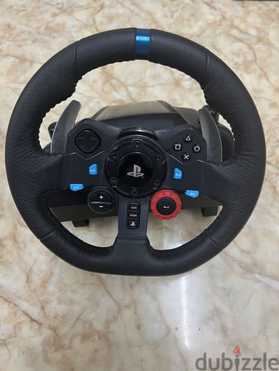 للبيع دركسون الألعاب الأشهر والأفضل: Logitech G29 غني عن التعريف