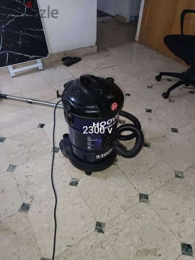 hoover vacuum cleaner 2300 v