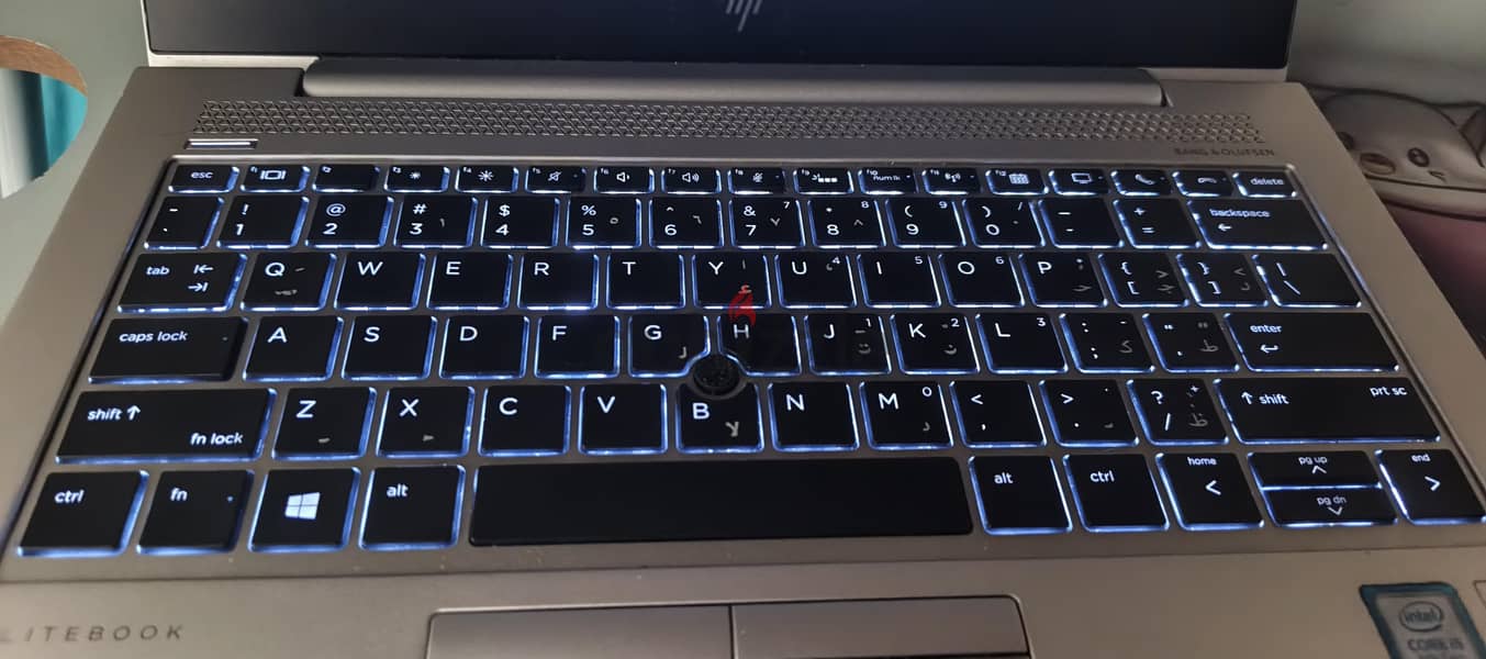 HP Elitebook G5 830 Touch screen 4