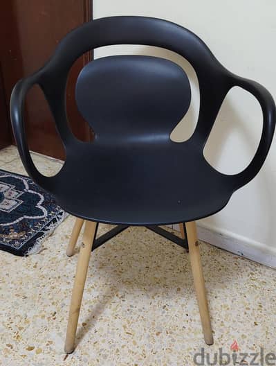 2 Chairs