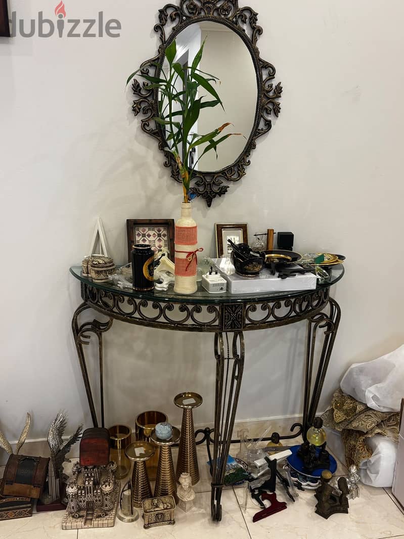 Furniture items 10