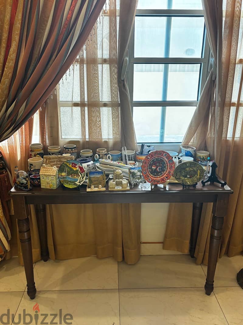 Furniture items 14