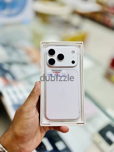 iPhone 17 Pro 512Gb storage 94% Battery Excellent device