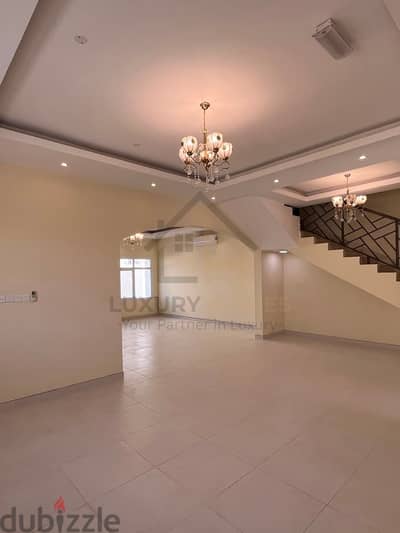 5 Bedroom Villa For Rent In Bousher - فيلا من 5 غرف نوم للإيجار في بوشر – المنى