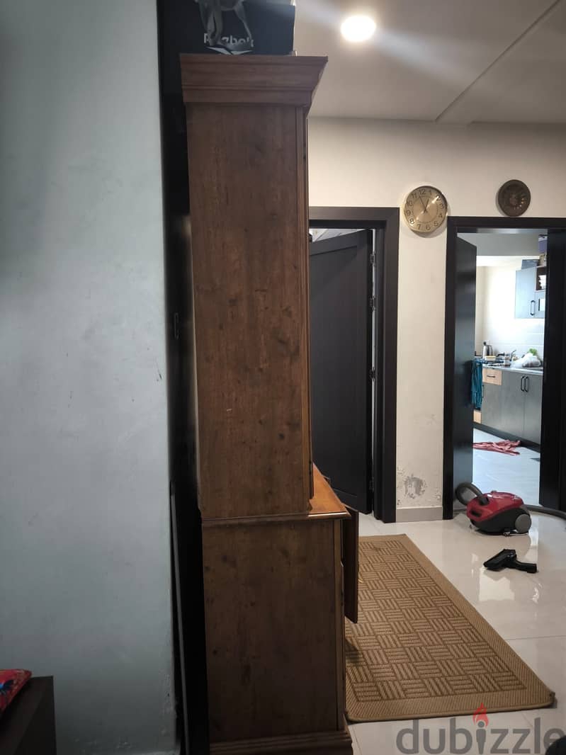 Wood Dining Hutch / Display Cabinet 5