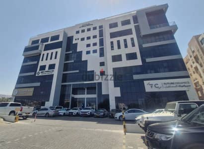 Commercial showroom space available for rent in Madinat Sultan Qaboos