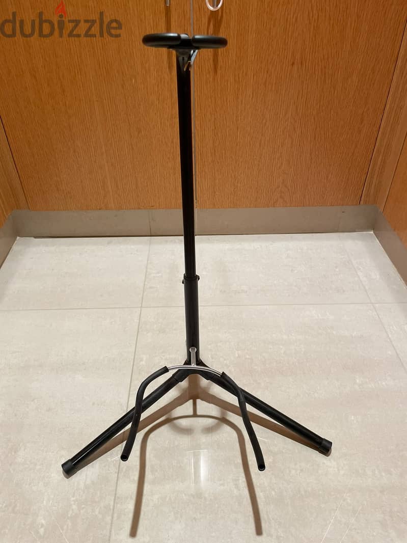 Guitar + Stand (free) - SALE 1