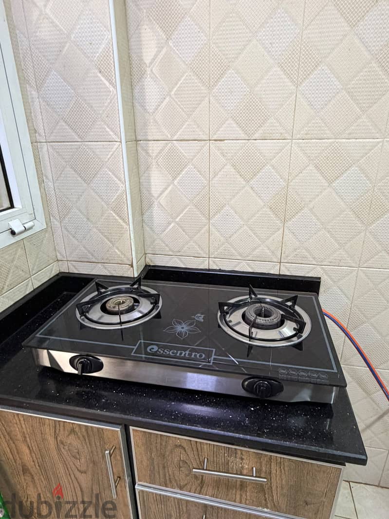 Gas &stove (with warranty) 1