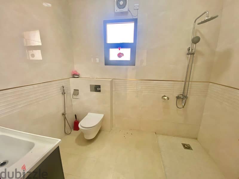 Villa for rent in alkhod 4 hay Alkawthar 4