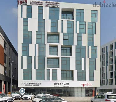 2BHK+1 in a prime location near Al Mouj غرفتين وصالة+غرفة عاملة بالقرب من الموج