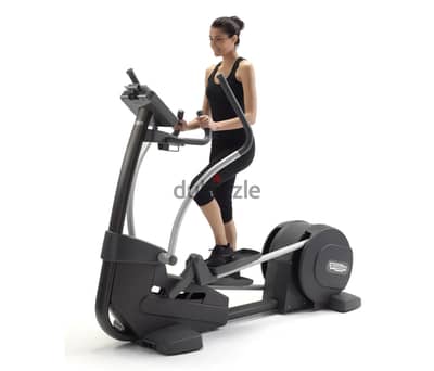 Technogym Synchro Forma Cross Trainer – Excellent Condition (Under 500 Hours)