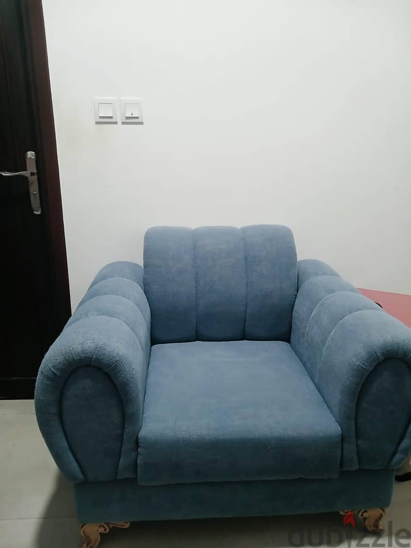 Stylish Blue 5-Seaters Sofa Set For Sale- Comfort and Value 2