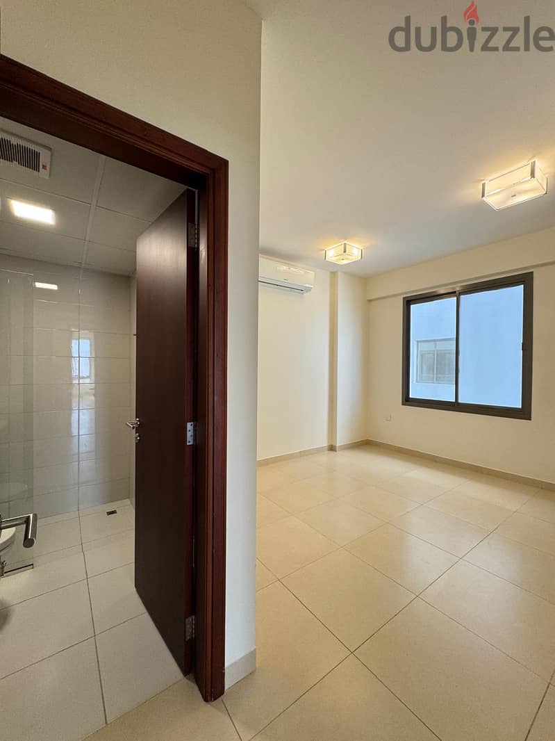 3 BHK apartment for rent in Qurm 7