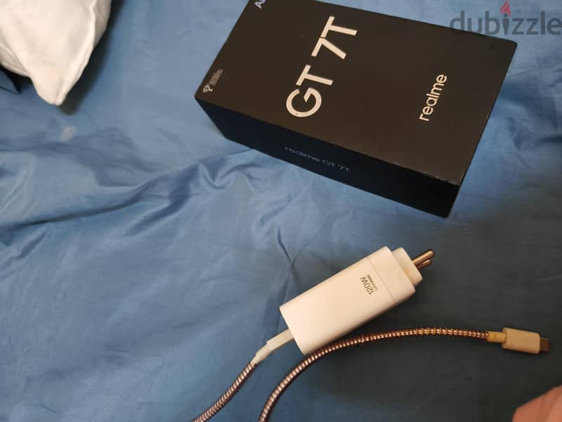 realme GT 7t 8GB RAM 256 storage 7000 battery with 120w charger box 9