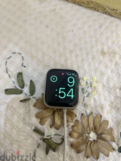 Apple watch SE2 ( GPS+ cellular 2022) in very good condition