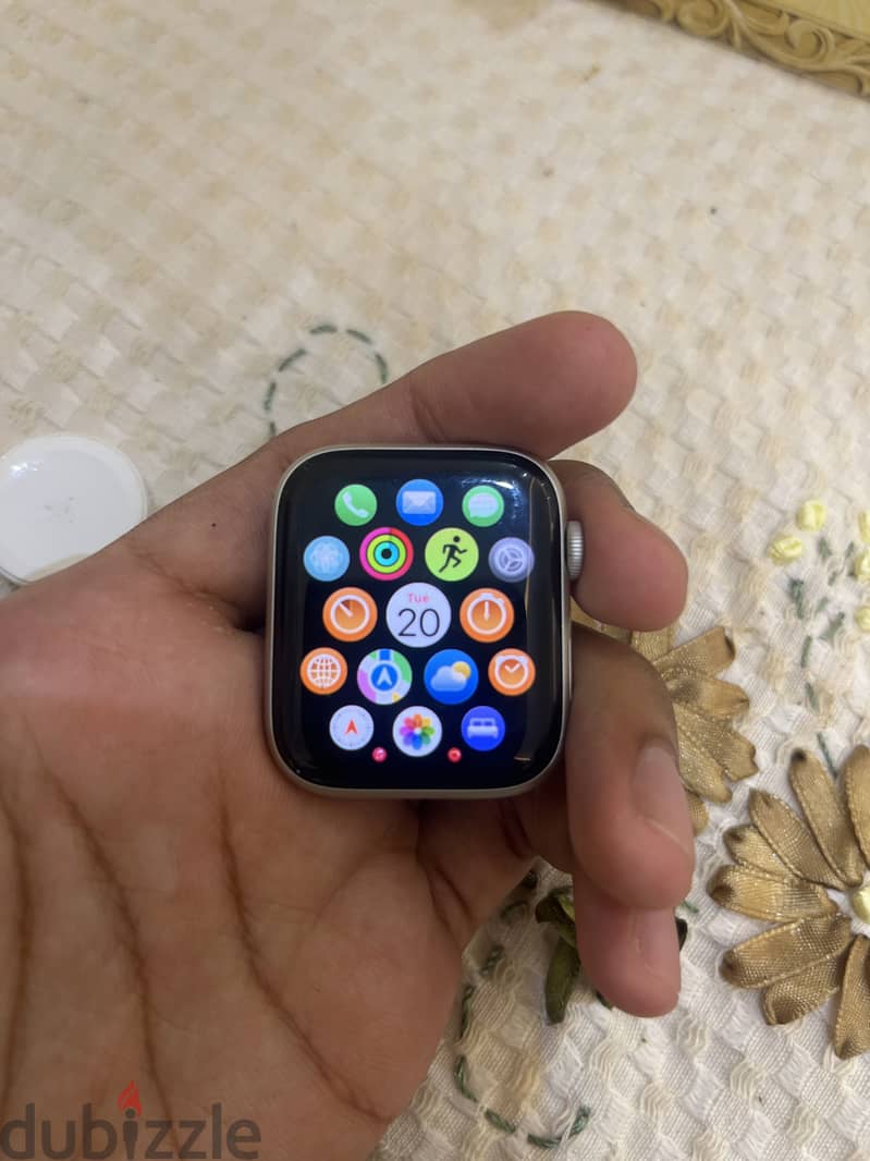 Apple watch SE2 ( GPS+ cellular 2022) in very good condition 6