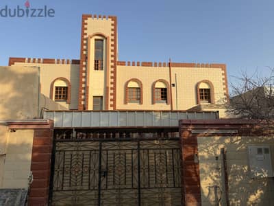 Building with 5 apartments for rent